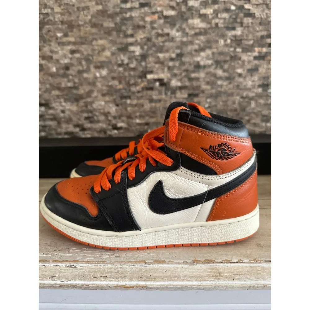 Nike Air Jordan 1 Retro High OG Shattered Backboard Starfish Black 555088-113 5Y
